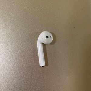 left air pod